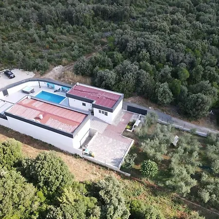 In Pula With Swimming Pool Вилла *