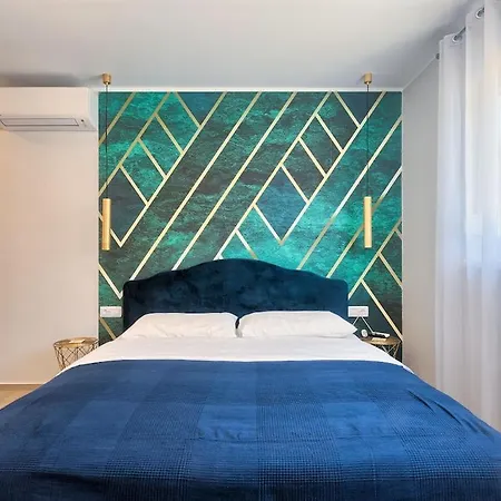 Вилла In Pula With Swimming Pool