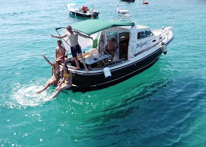 In With Swimming Pool